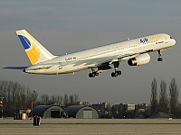 Kras Air – Boeing B757-256 EI-DUA