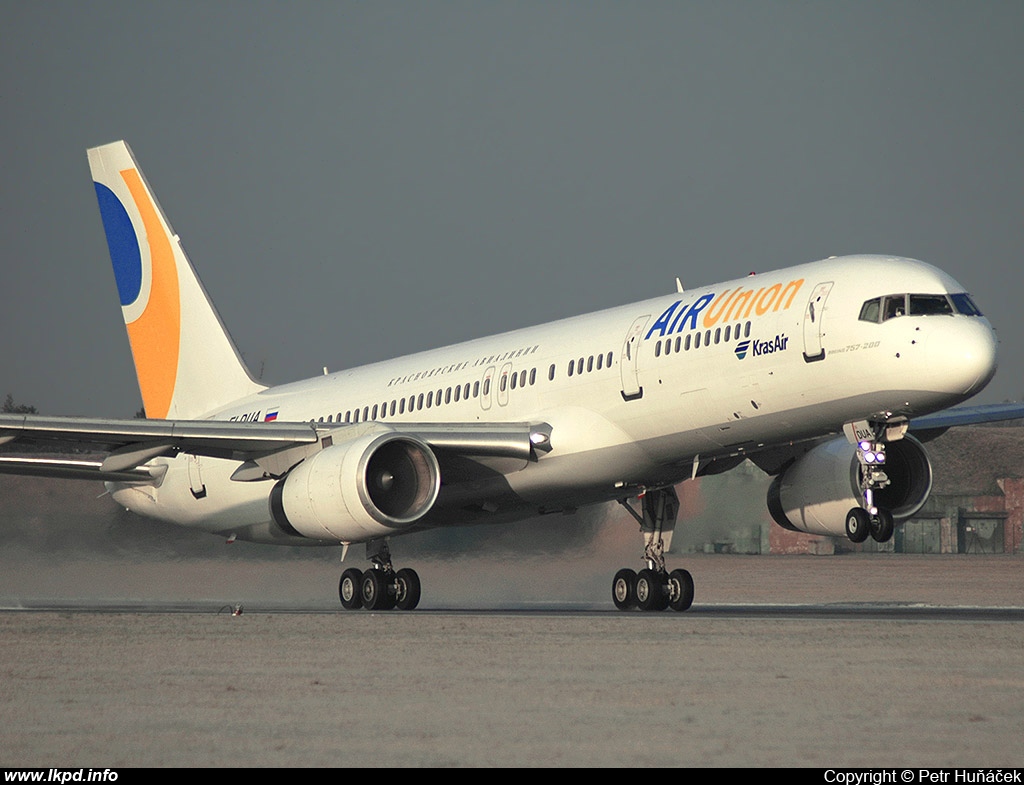 Kras Air – Boeing B757-256 EI-DUA