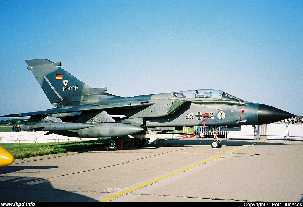 Germany Air Force – Panavia Tornado IDS 45+52
