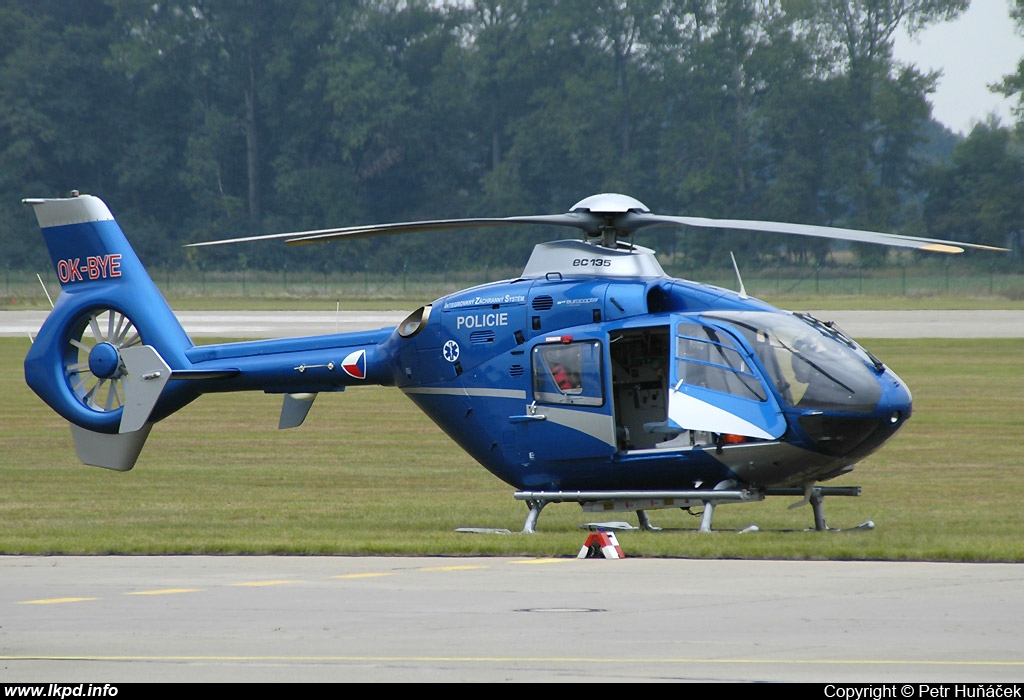 Policie R – Eurocopter EC-135T-2 OK-BYE