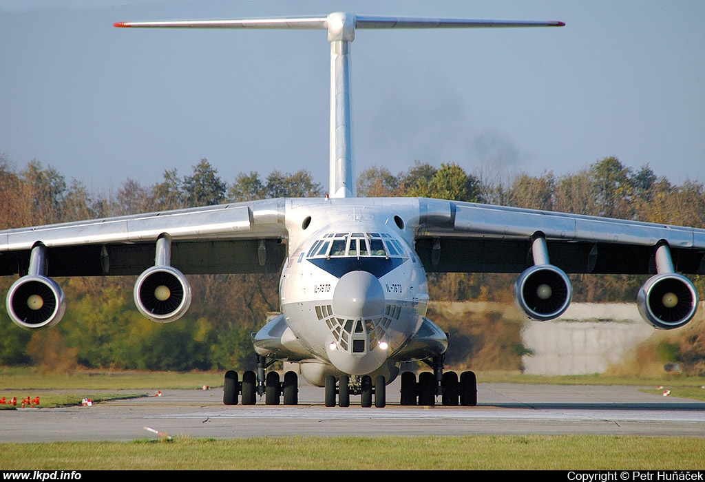 Asiacontinental Airlines – Iljuin IL-76TD UP-I7620