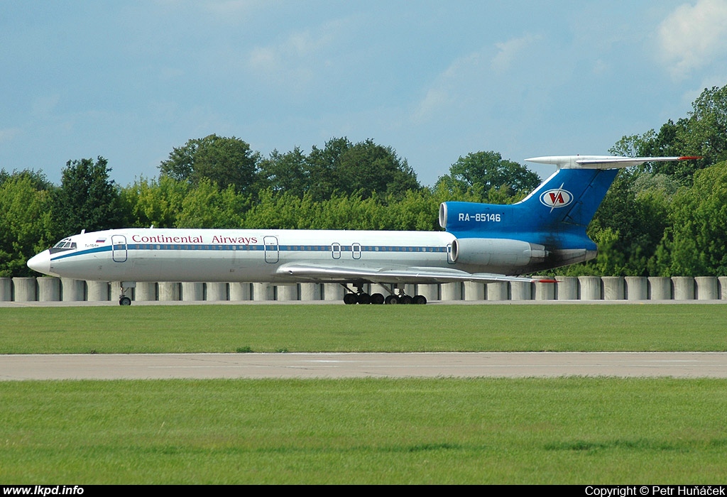 Continental Airways – Tupolev TU-154M RA-85146