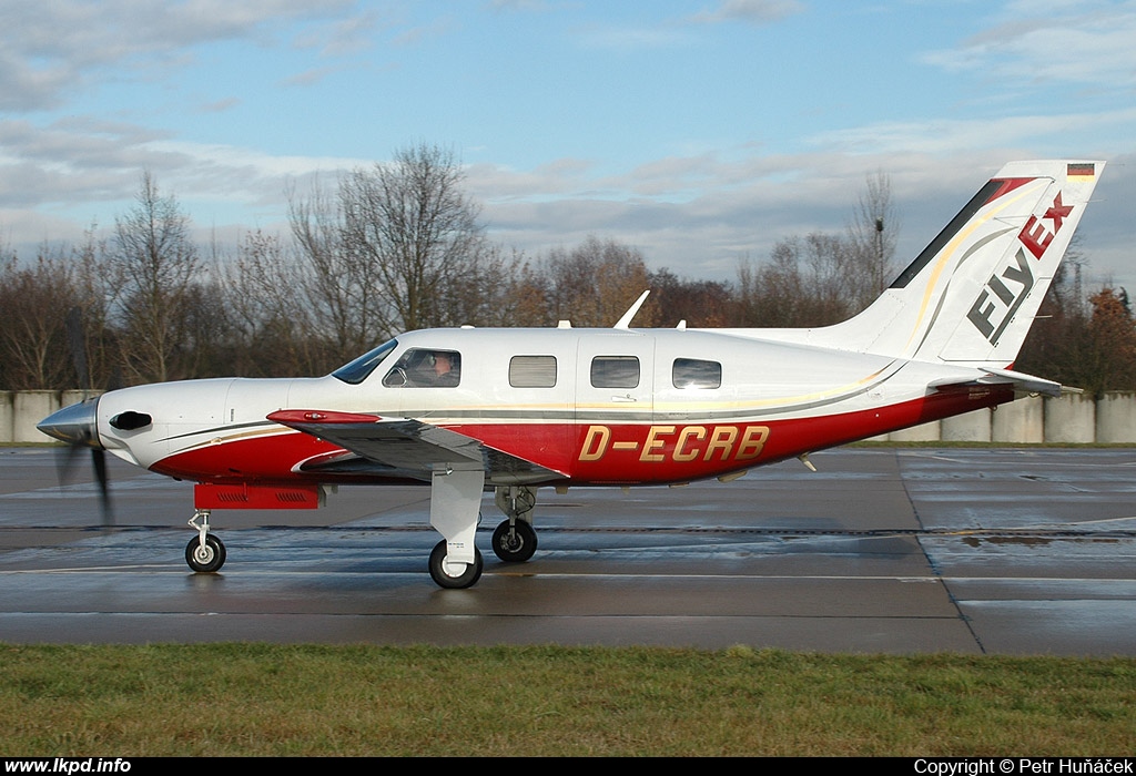 Private/Soukrom – Piper PA-46-500TP D-ECRB