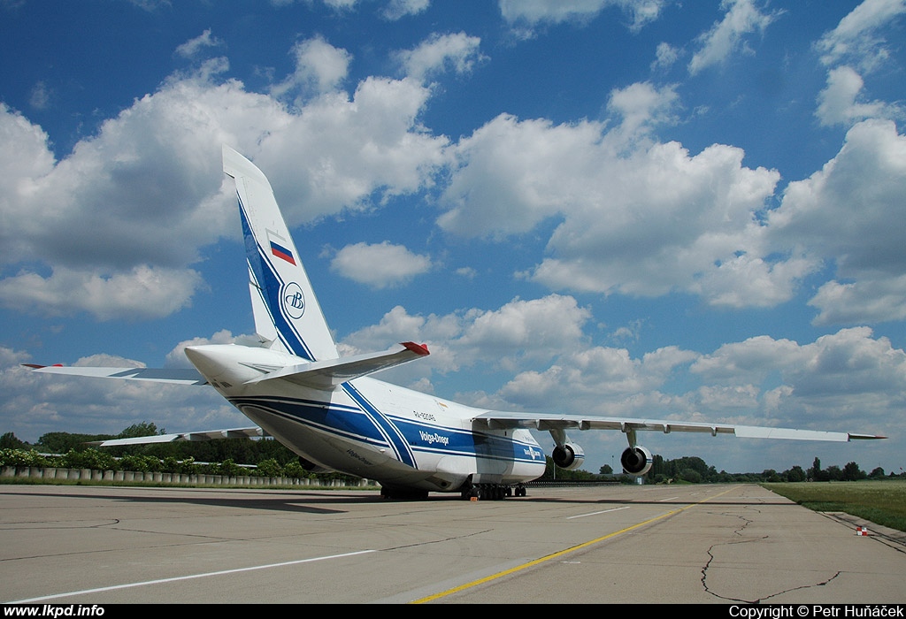 Volga-Dnepr Airlines – Antonov AN-124-100 RA-82046