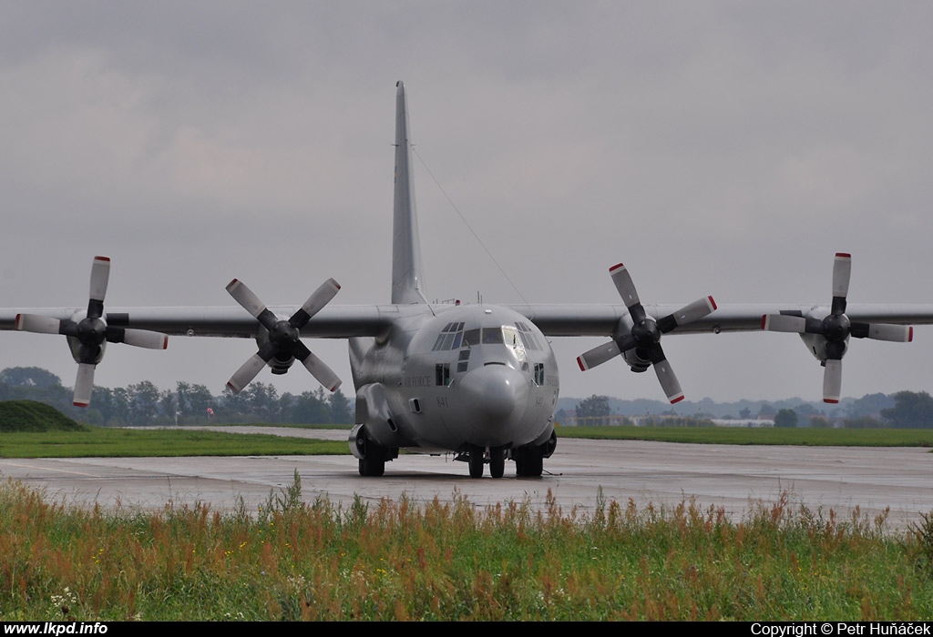 Sweden Air Force – Lockheed Tp84 Hercules (C-130H/L-382) 84001