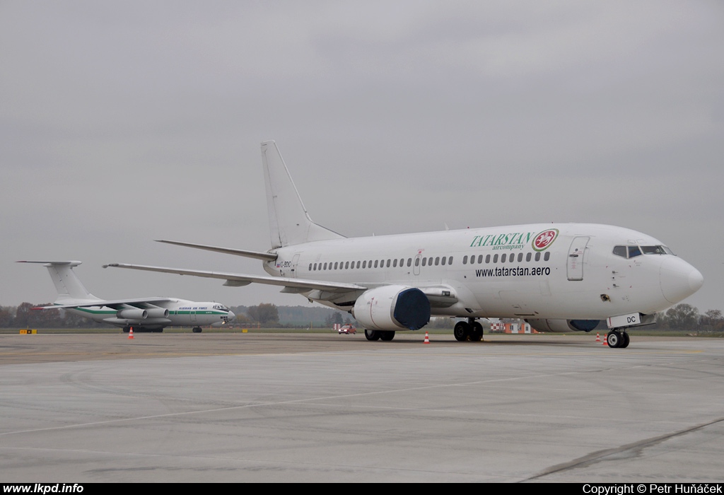 Tatarstan Airlines – Boeing B737-341 VQ-BDC