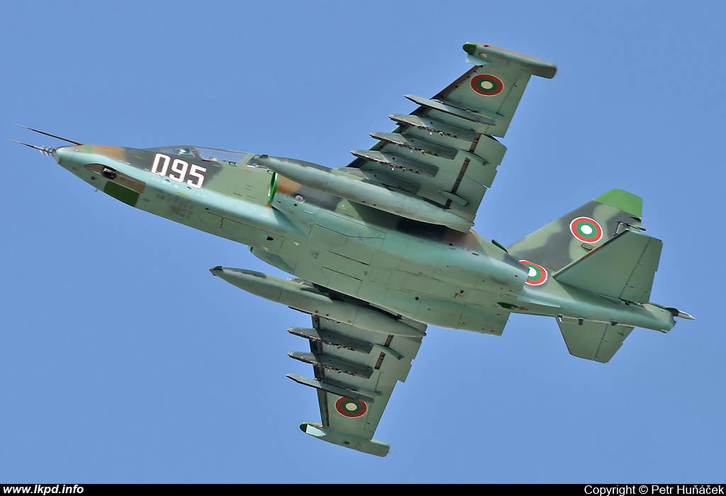 Bulgaria Air Force – Sukhoi Su-25UBK 095
