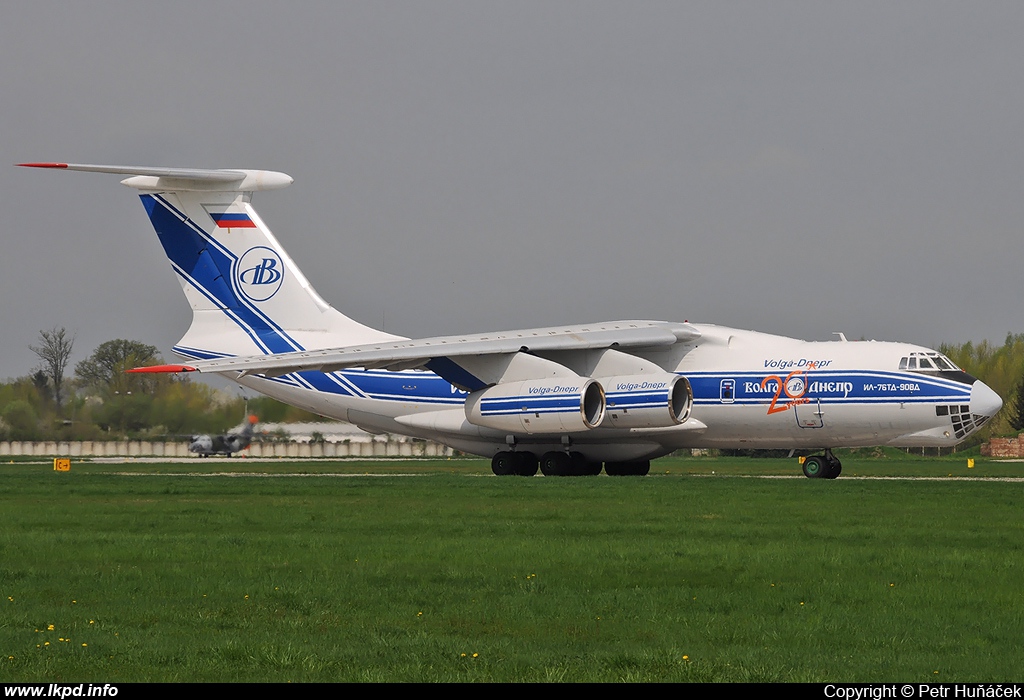 Volga-Dnepr Airlines – Iljuin IL-76TD-90VD  RA-76952