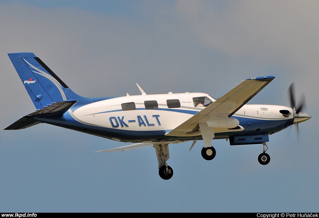 Aeromec – Piper PA-46-500TP OK-ALT