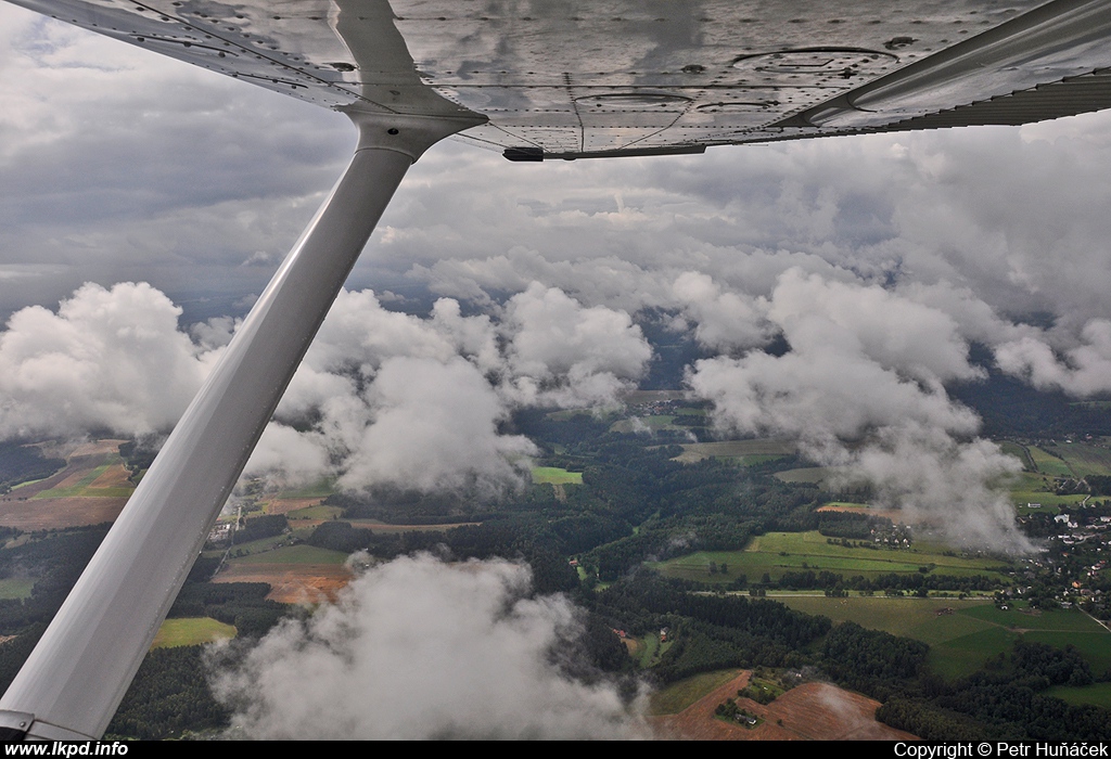 Delta System Air – Cessna 172S Skyhawk SP OK-DSI