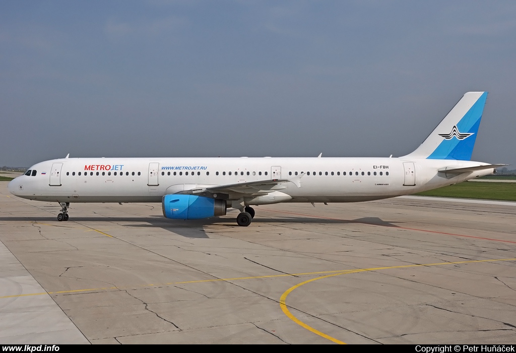 Metrojet – Airbus A321-231 EI-FBH
