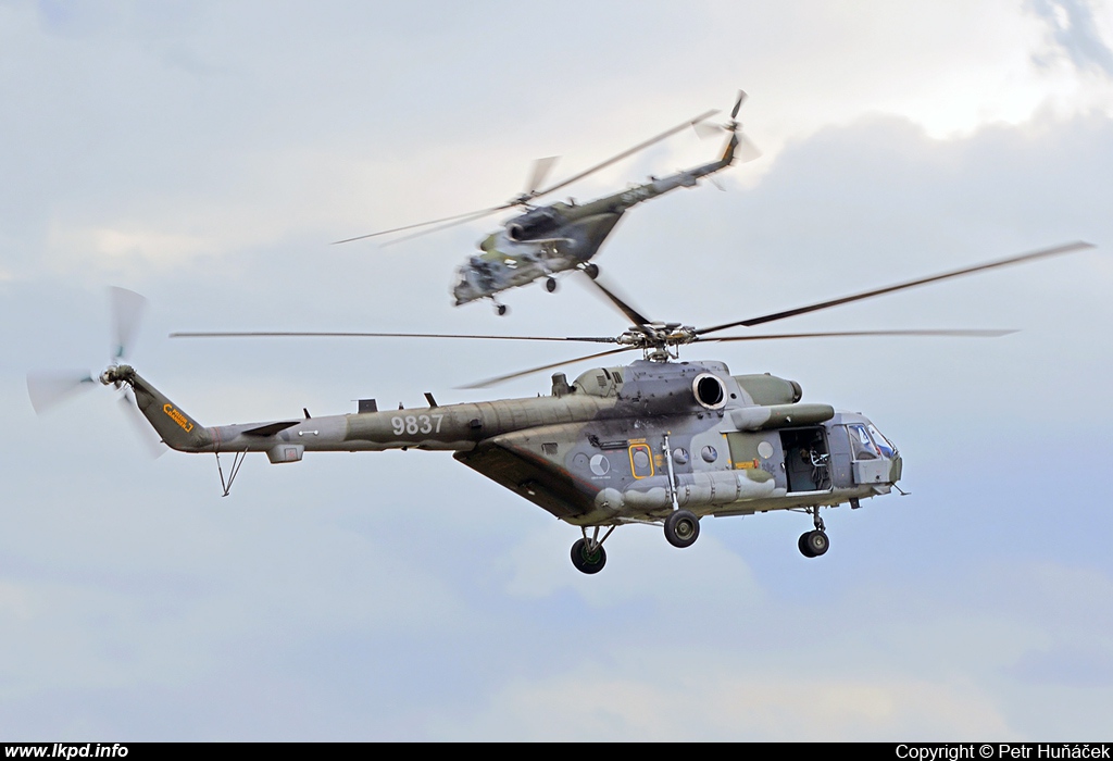 Czech Air Force – Mil Mi-17-1(Sh) 9837