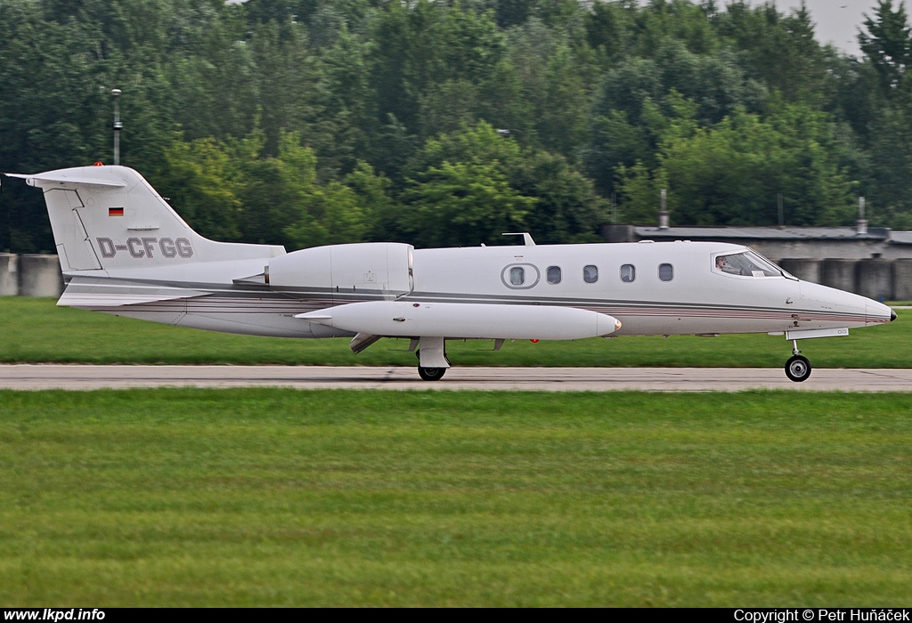 Quick Air Jet Charter – Gates Learjet 36A/Avcon R/X D-CFGG