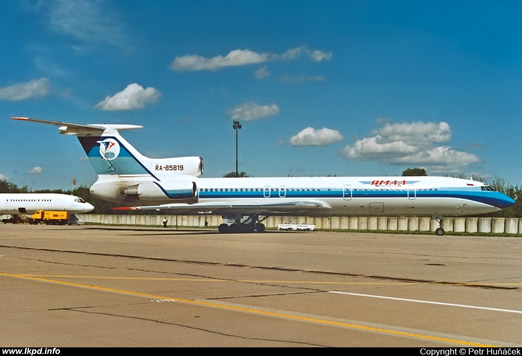 Yamal – Tupolev TU-154M RA-85819