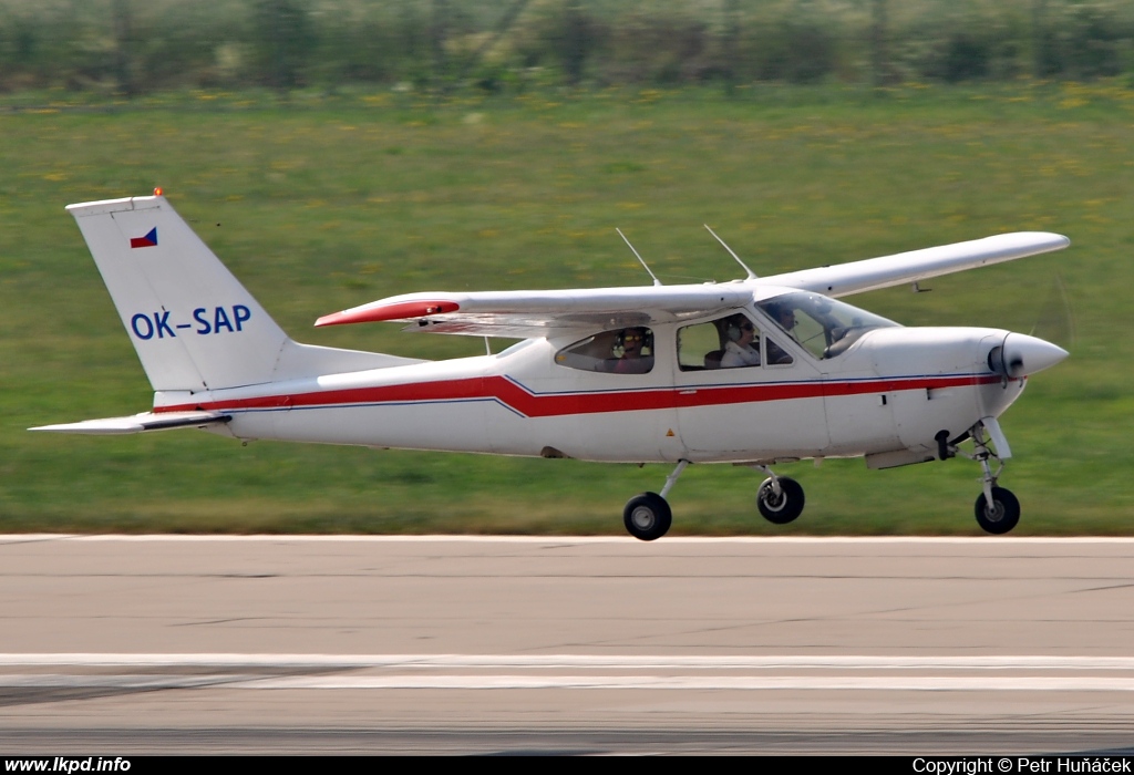 Private/Soukrom – Cessna F177RG OK-SAP