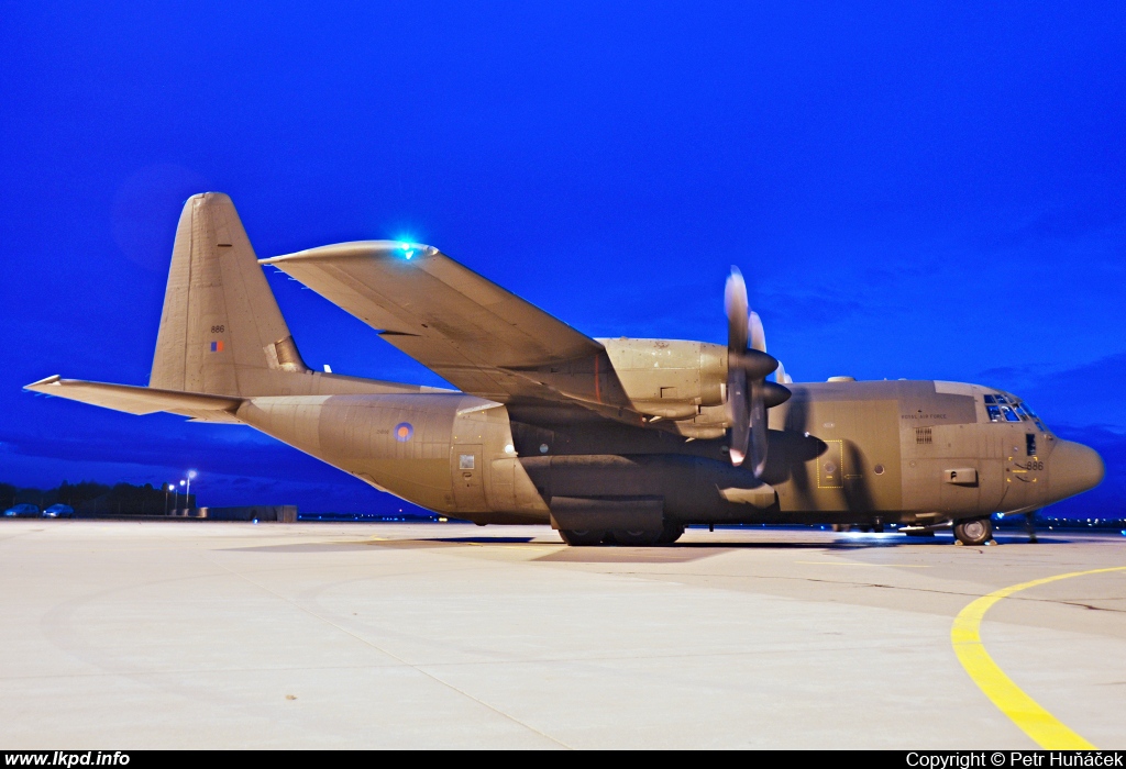 UK Air Force - RAF – Lockheed C-130J Hercules ZH886