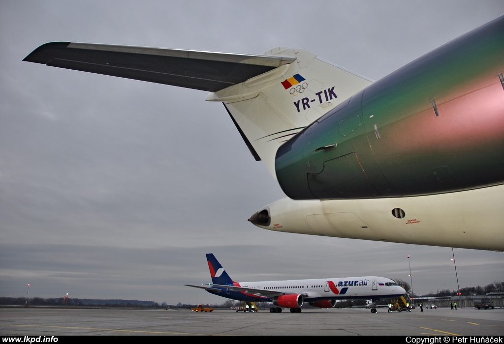 Tiriac Air – Bombardier BD700-1A11 Global 5000 YR-TIK