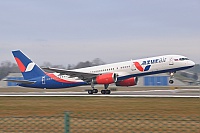 Azur Air – Boeing B757-28A VP-BAS