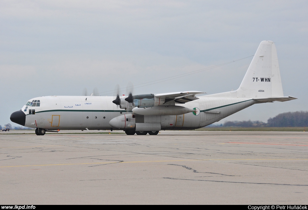 Algeria Air Force – Lockheed C-130H-30 Hercules 7T-WHN