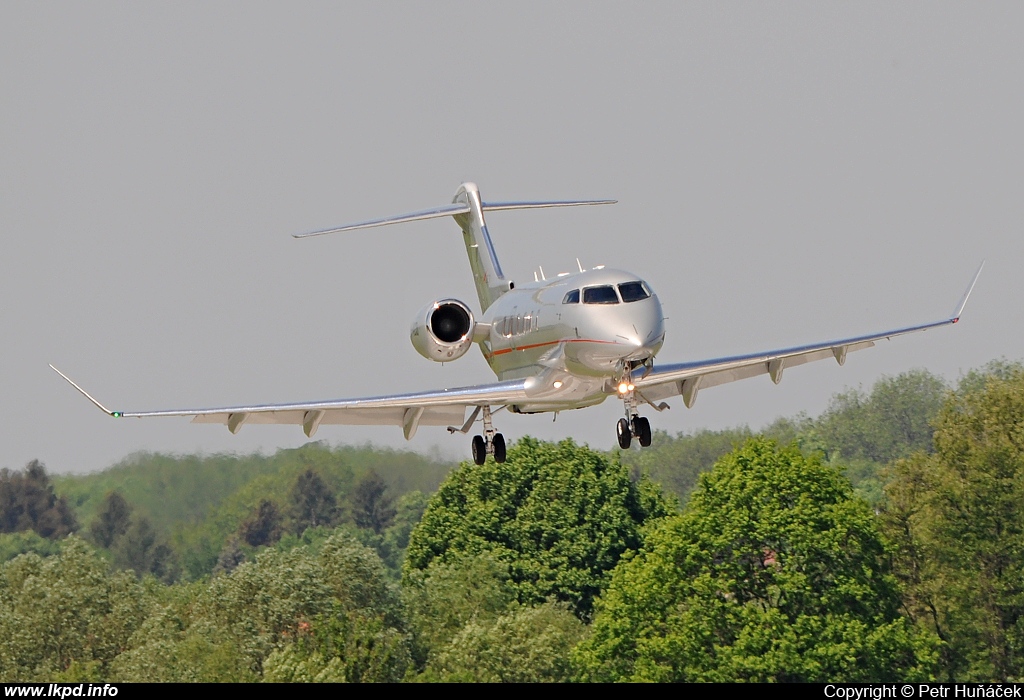VistaJet – Bombardier BD-100-1A10 Challenger 350 9H-VCO
