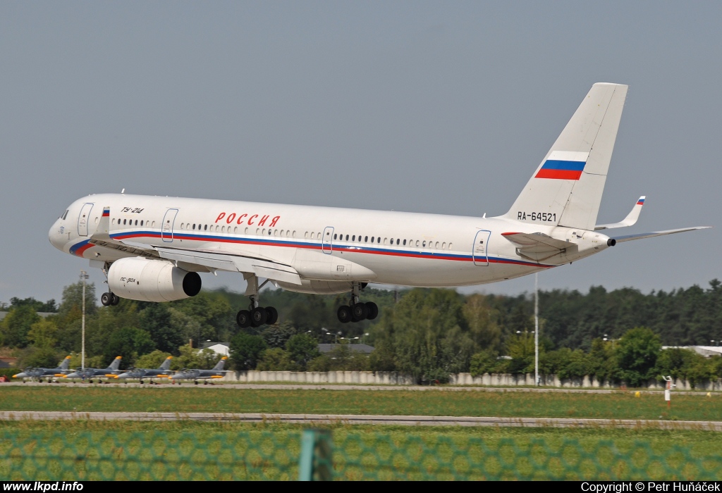 Rossia – Tupolev TU-214 RA-64521