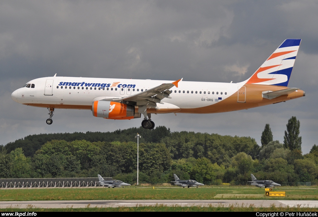 Smart Wings – Airbus A320-232 SX-ORG