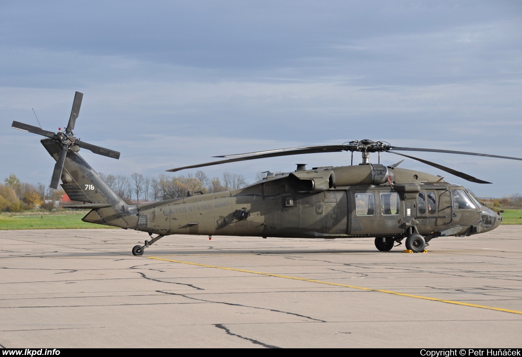 USAF – Sikorsky UH-60L (S-70A) 96-26718 