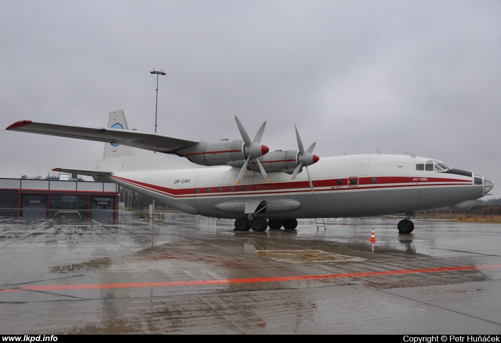 Ukraine Air Alliance – Antonov AN-12BK UR-CAH