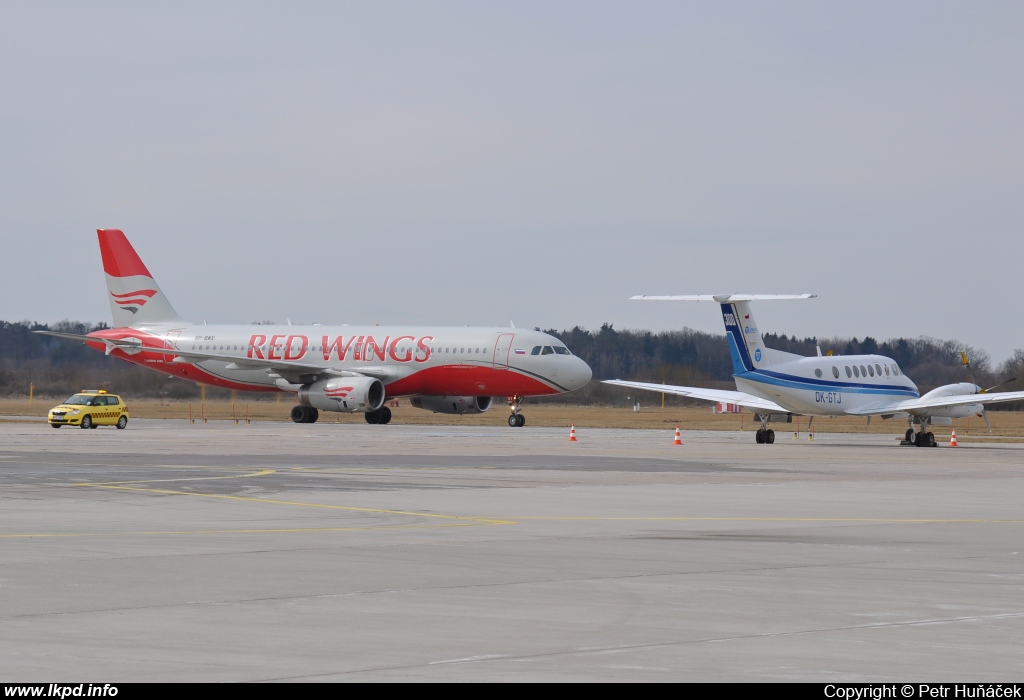 Red Wings – Airbus A320-232 VP-BWX