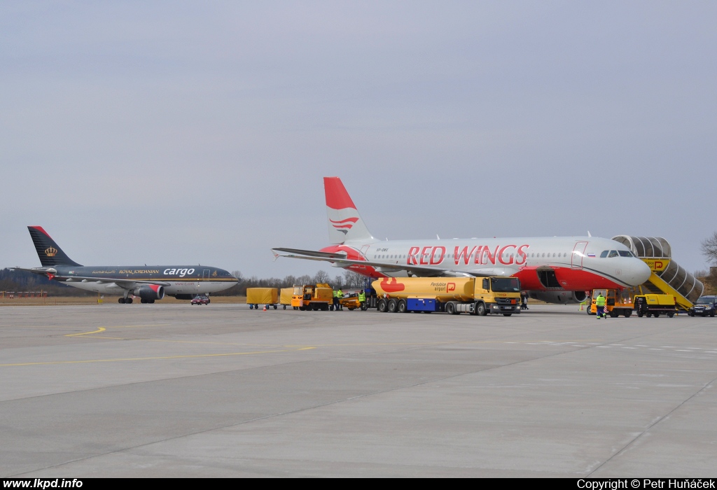 Red Wings – Airbus A320-232 VP-BWX