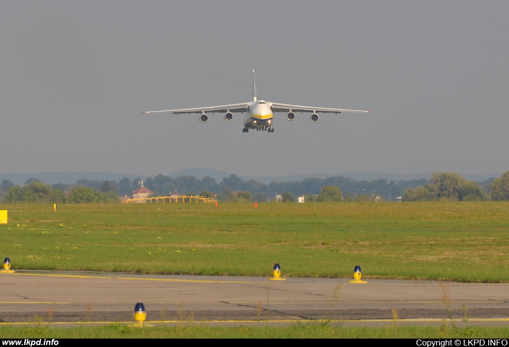 Antonov Design Bureau – Antonov AN-124-100M UR-82007