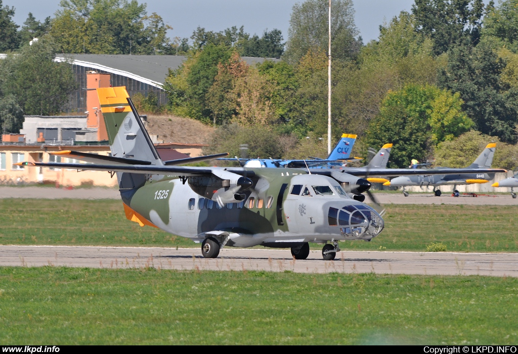 Czech Air Force – Let L410-FG 1525