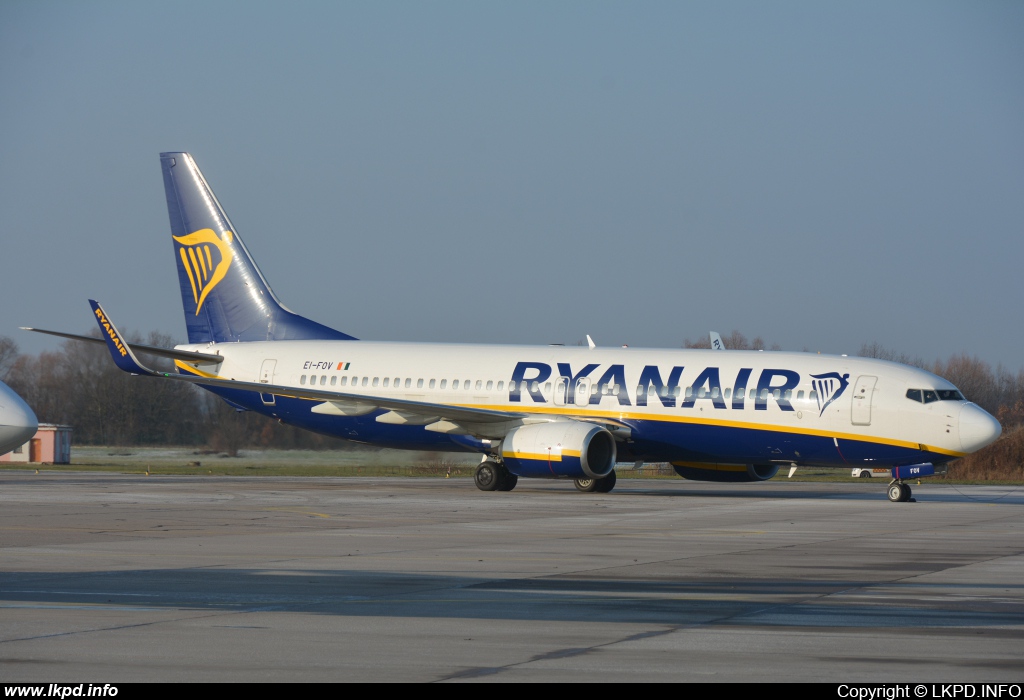 Ryanair – Boeing B737-8AS EI-FOV