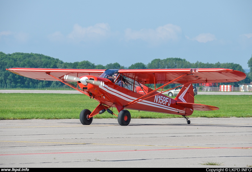 Private/Soukrom – Piper PA-18-150 N158FJ