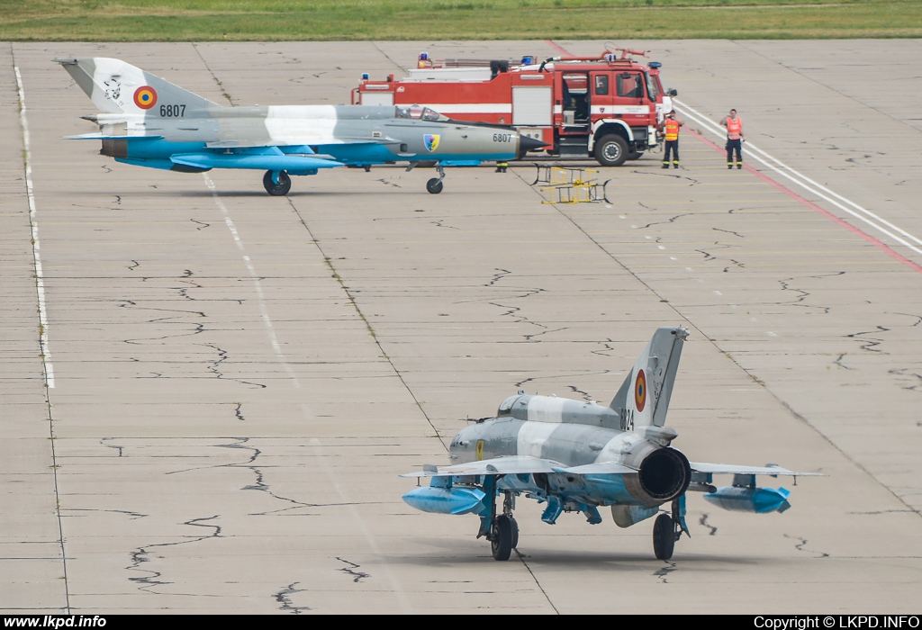 Romanian Air Force – Mikoyan-Gurevich MiG-21MF-75 6824