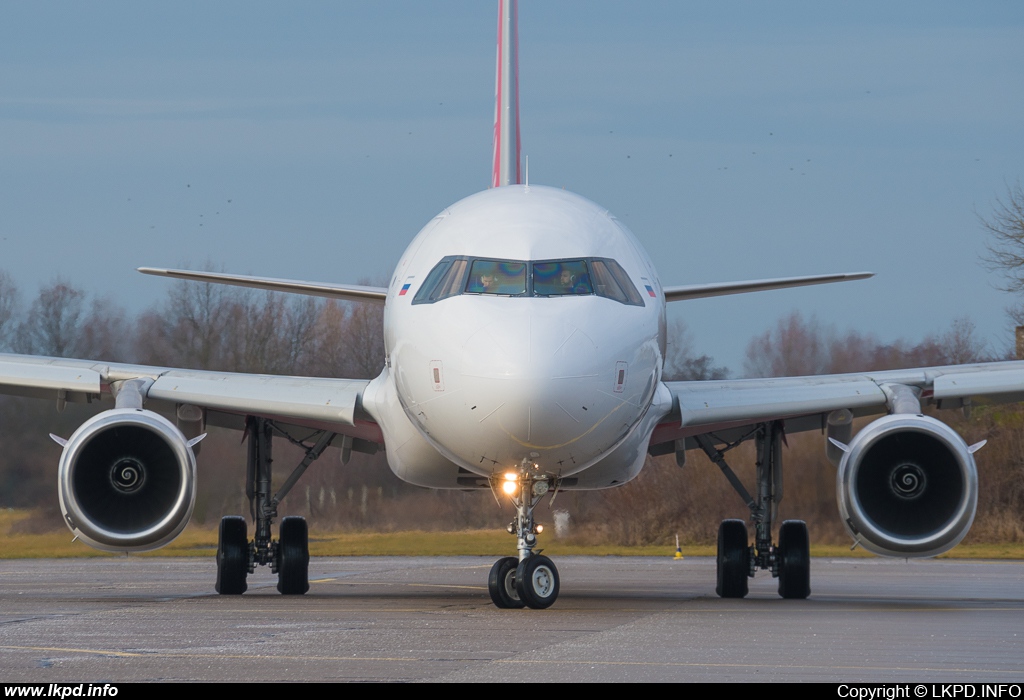 Red Wings – Airbus A321-231 VP-BER