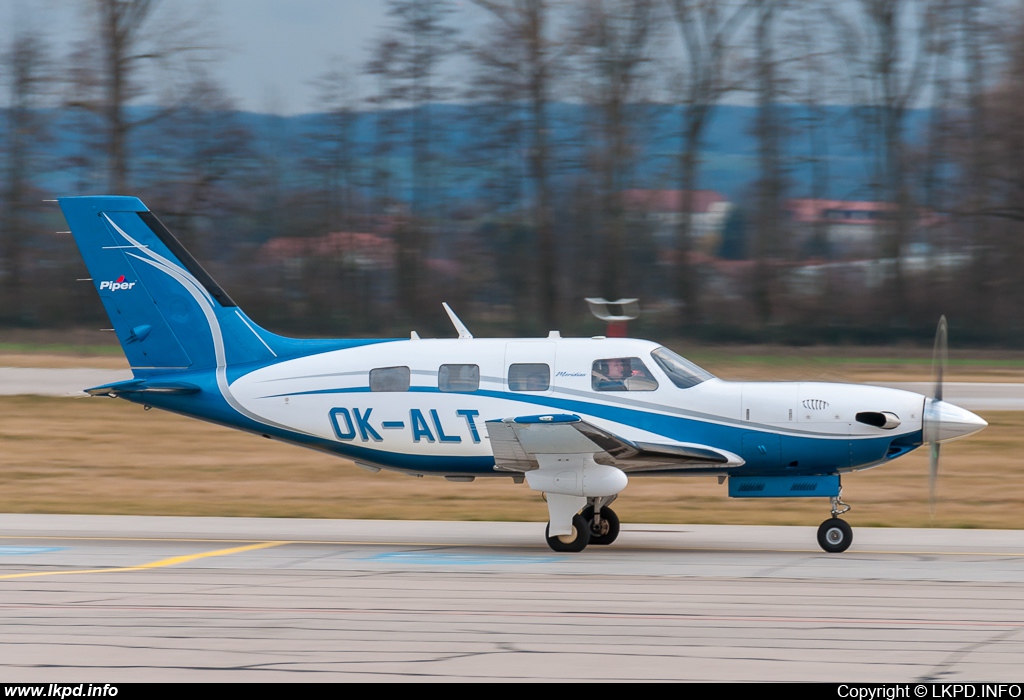 Aeromec – Piper PA-46-500TP OK-ALT