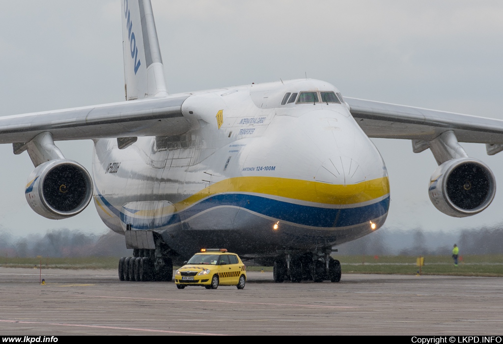 Antonov Design Bureau – Antonov AN-124-100M-150 UR-82008