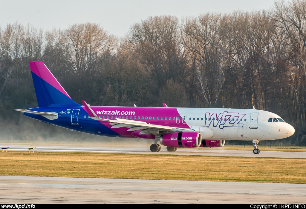 Wizz Air – Airbus A320-232 HA-LYW
