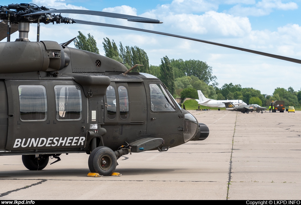 Austria Air Force – Sikorsky S-70A-42 6M-BC