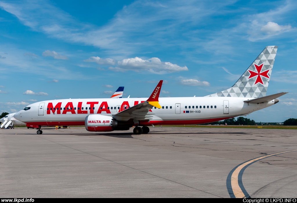 Malta Air – Boeing B737-8 MAX 9H-VUD