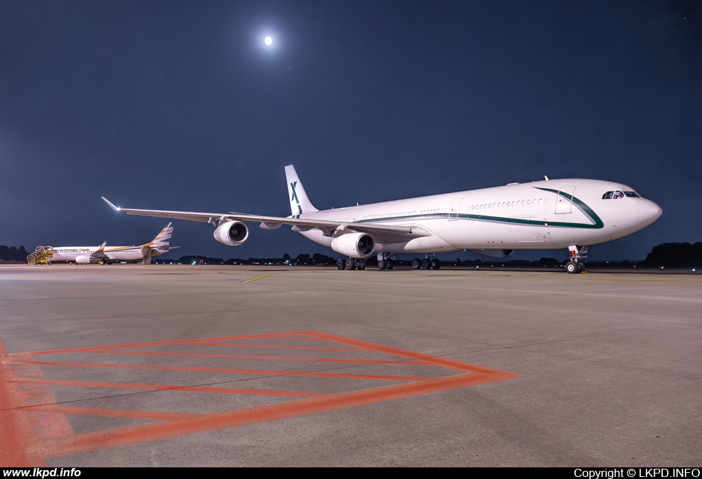 AIR X CHARTER – Airbus A340-313X 9H-BIG