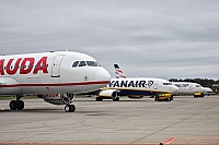 Lauda Air – Airbus A320-214 9H-LOS