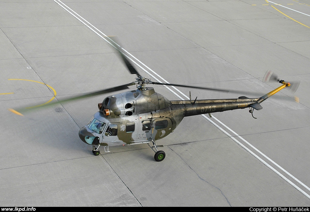 Czech Air Force – Mil Mi-2 0713