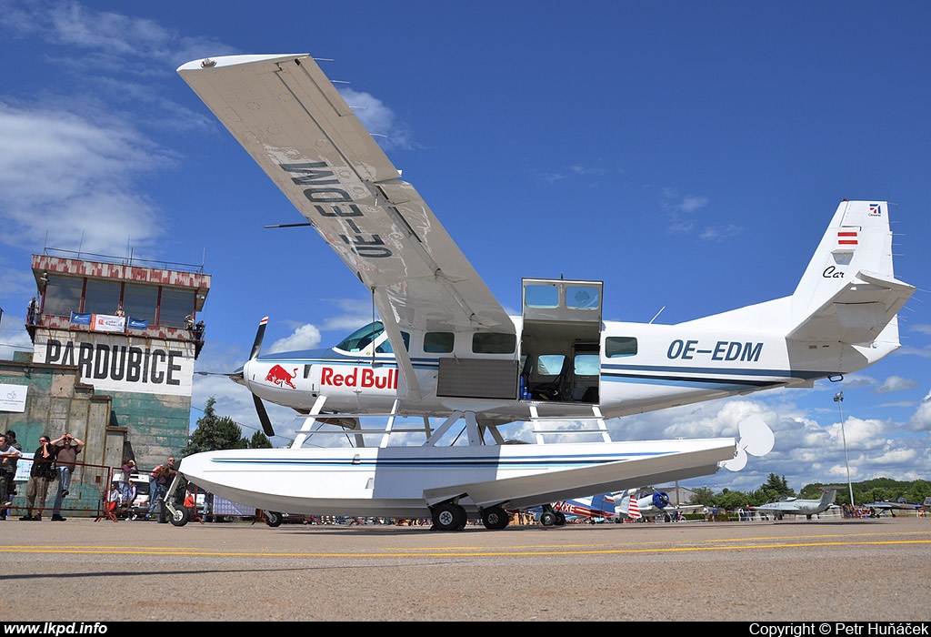 The Flying Bulls – Cessna 208 Caravan I OE-EDM