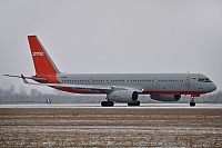 Aviastar-TU – Tupolev TU-204-100 RA-64017