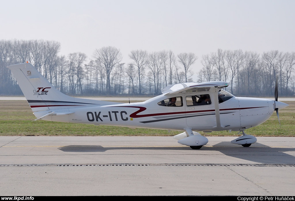 T Air – Cessna T182T TC Skylane OK-ITC