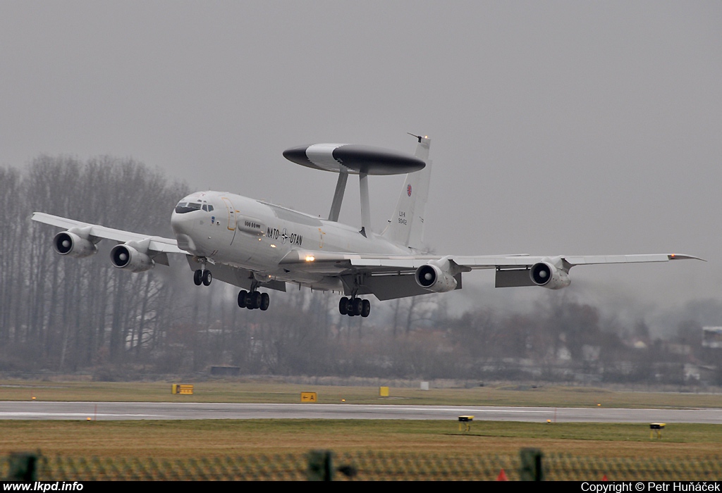NATO – Boeing E-3A AWACS LX-N90452