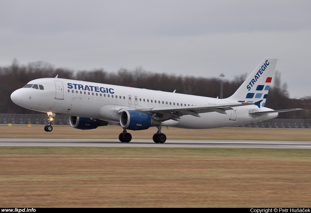 Strategic Airlines – Airbus A320-211 LX-STC