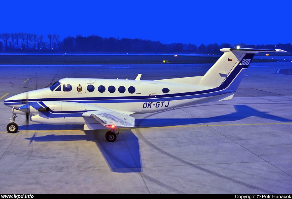 Private/Soukrom – Beech Super King Air 300LW OK-GTJ